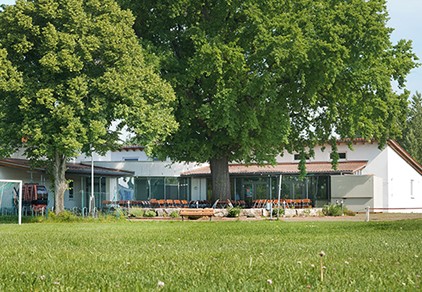 Biergarten geöffnet -  jetzt  schon ab 17:30 Uhr