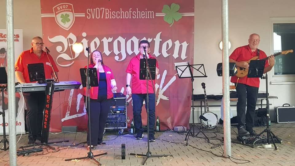 Vollmondnacht mit Live-Musik der Tanz-und Partyband "Red Roses"